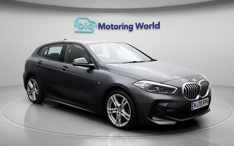 Usado BMW 118 M Sport 140 CV (102 kW) 2020 Gris Utilitario