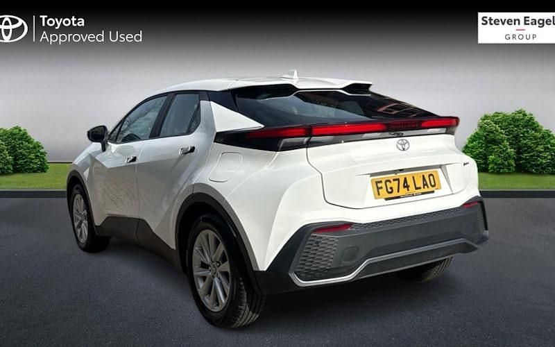 Usado Toyota C-HR 140 HP (102 kW) 2026 SUV