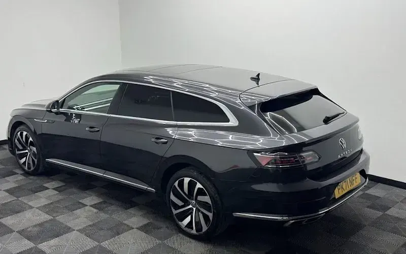 Usado VW Arteon R-line 218 HP (160 kW) 2024 Carrinha