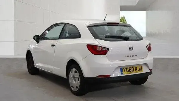 Used Seat Ibiza 2010 White Hatchback