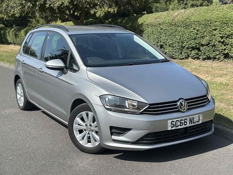 Silver Used 2016 VW Golf Sportsvan SE MPV | £5,490 (Good price) - Image 1/4