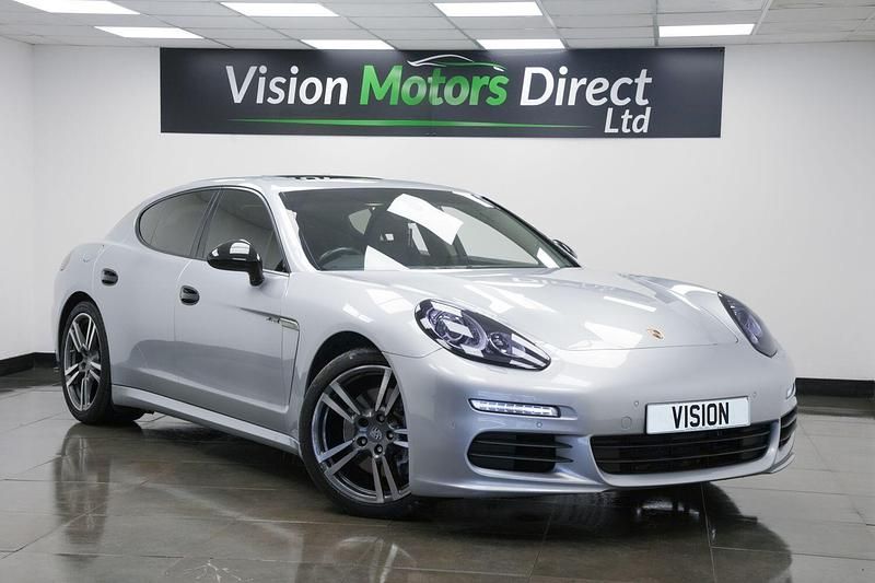 Silver Used 2013 Porsche Panamera Hatchback | £13,480 (Good price) - Image 1/3