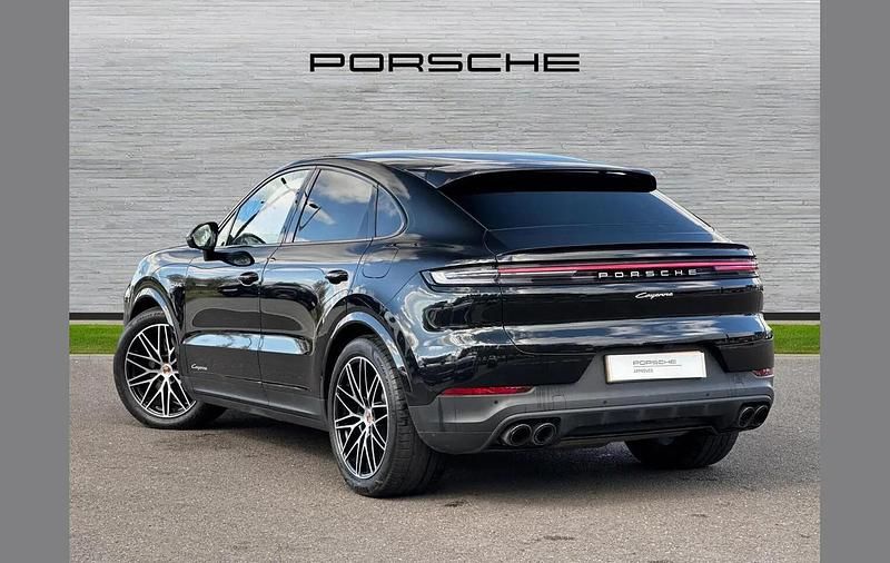 Used Porsche Cayenne 470 HP (345 kW) 2025 Black SUV