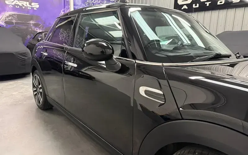 Used Mini Cooper Hatch 136 HP (100 kW) 2018 Black Hatchback
