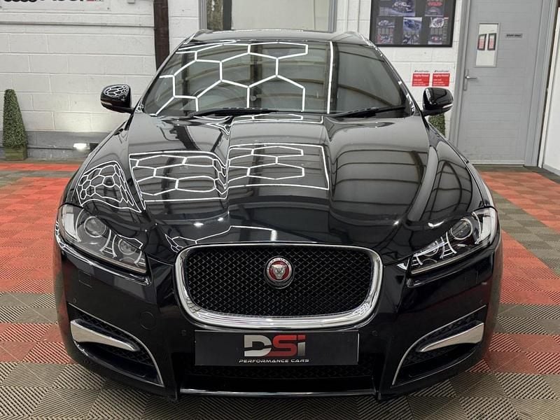 Used Jaguar XF Sportbrake R-Sport 240 HP (176 kW) 2014 Black Estate