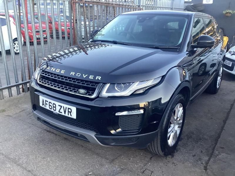 Used Land Rover Range Rover evoque SE 2018 Black Estate
