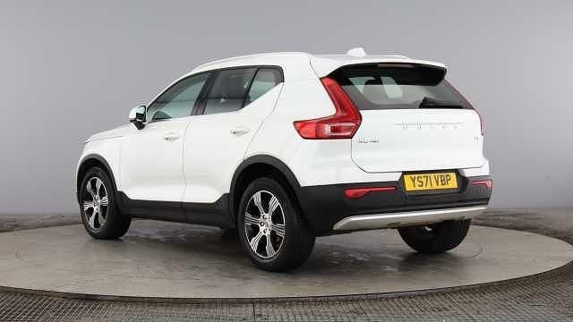 Used Volvo XC40 Inscription 163 HP (119 kW) 2022 White SUV