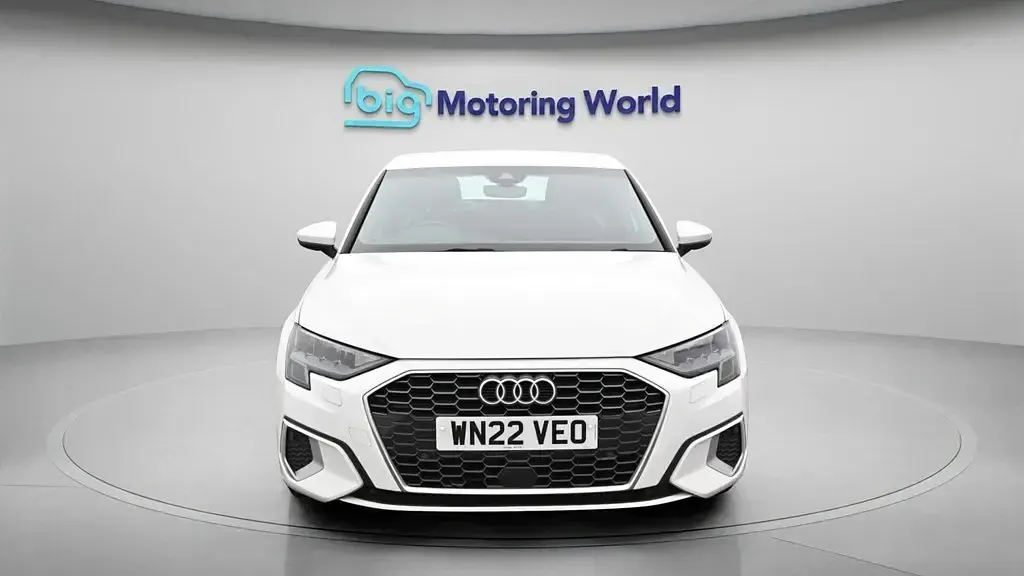 Used Audi A3 Sportback Sport 110 HP (80 kW) 2022 White Hatchback