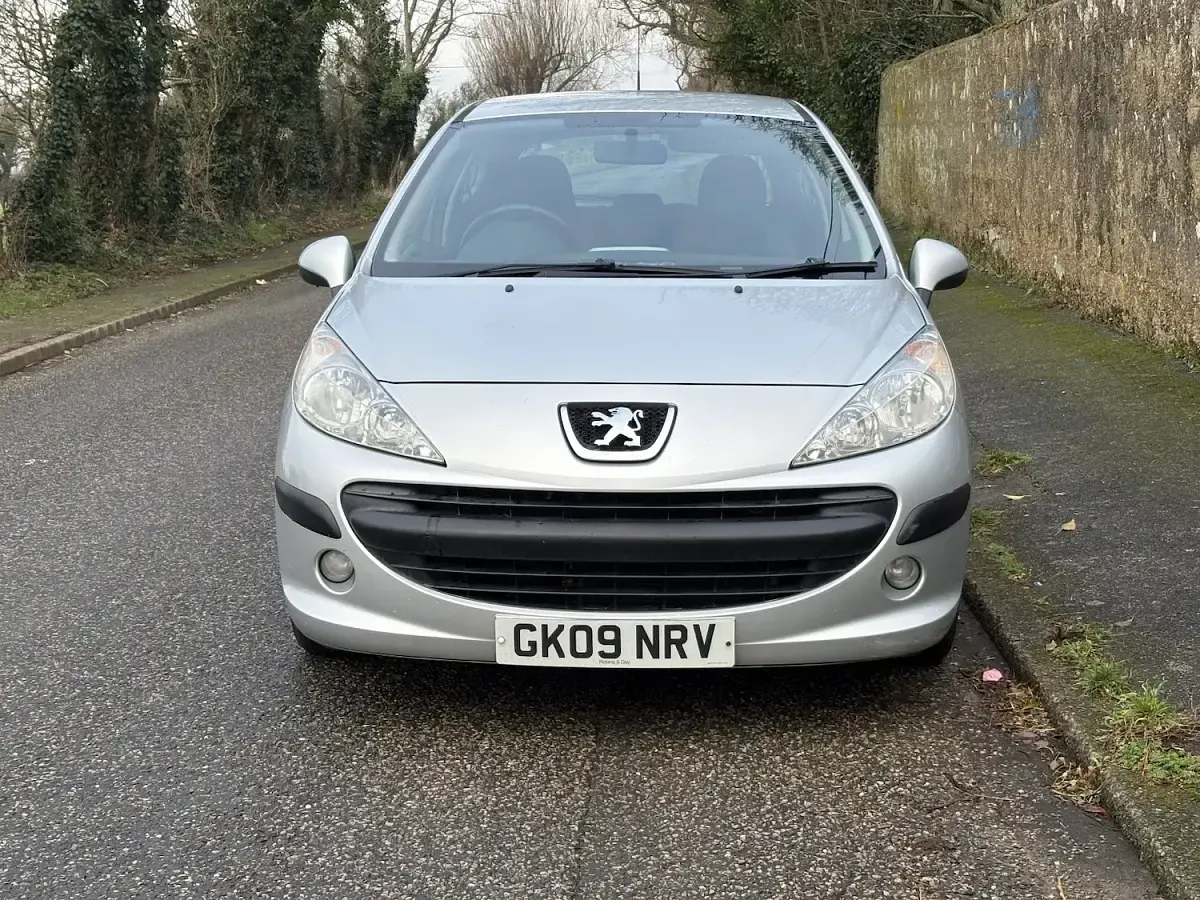 Used Peugeot 207 S 95 HP (69 kW) 2009 Silver Hatchback
