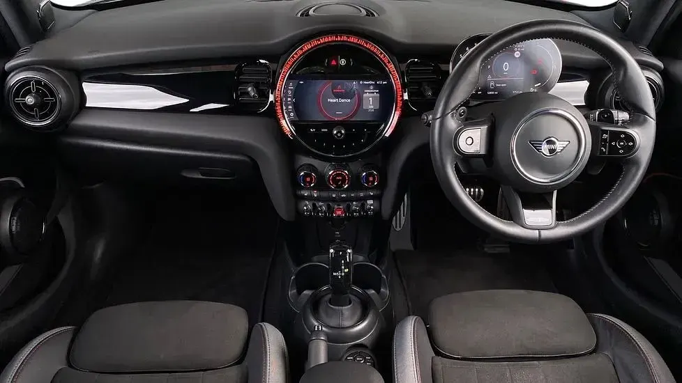 Used Mini Cooper S Hatch 176 HP (129 kW) 2023 Red Hatchback