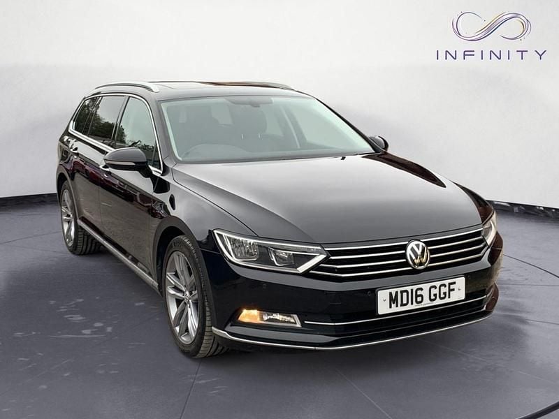 Black Used 2016 VW Passat GT Estate | £9,449 (Fair price) - Image 1/4