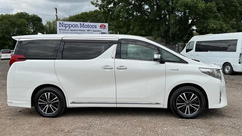Usado Toyota Alphard Executive 2024 Branco Monovolume