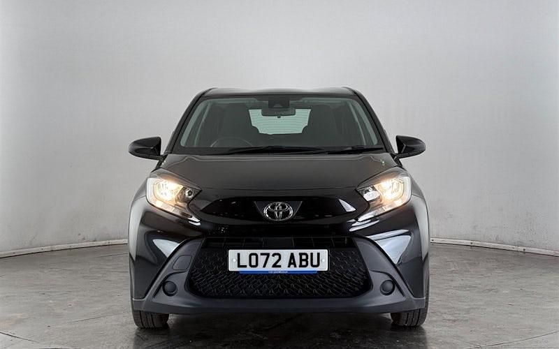 Used Toyota Aygo X PURE 72 HP (52 kW) 2025 SUV