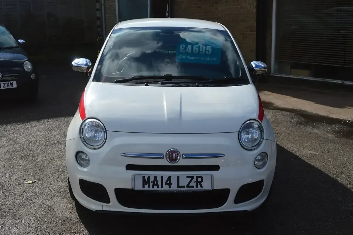 Used Fiat 500 S 69 HP (50 kW) 2014 White Hatchback