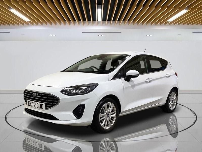 Used Ford Fiesta Titanium 125 HP (91 kW) 2022 White Hatchback