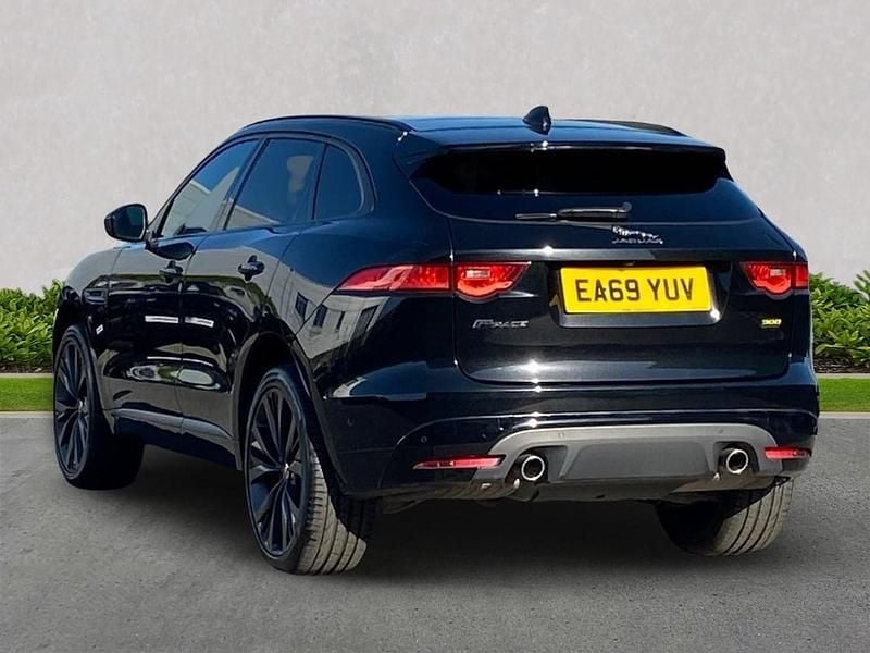 Used Jaguar F-Pace 300 HP (220 kW) 2019 Black SUV