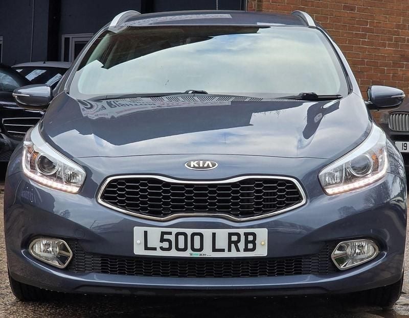 Used Kia Ceed Sportswagon 126 HP (92 kW) 2013 Blue Estate