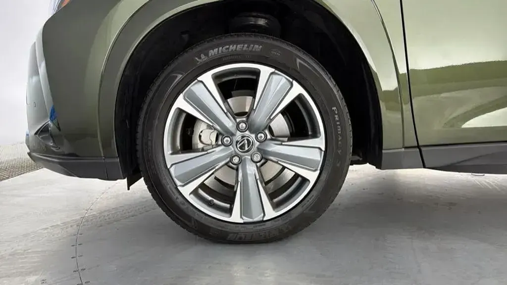 Used Lexus UX 300e 150 kW (204 HP) 2025 SUV