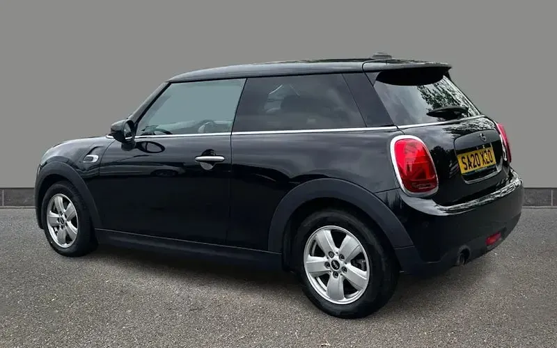 Used Mini ONE Classic 102 HP (75 kW) 2020 Black Hatchback