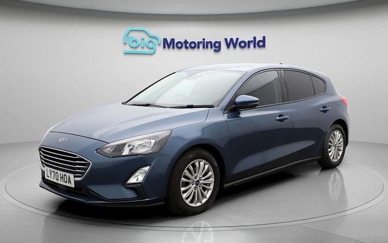 Used Ford Focus Titanium 125 HP (91 kW) 2021 Blue Hatchback
