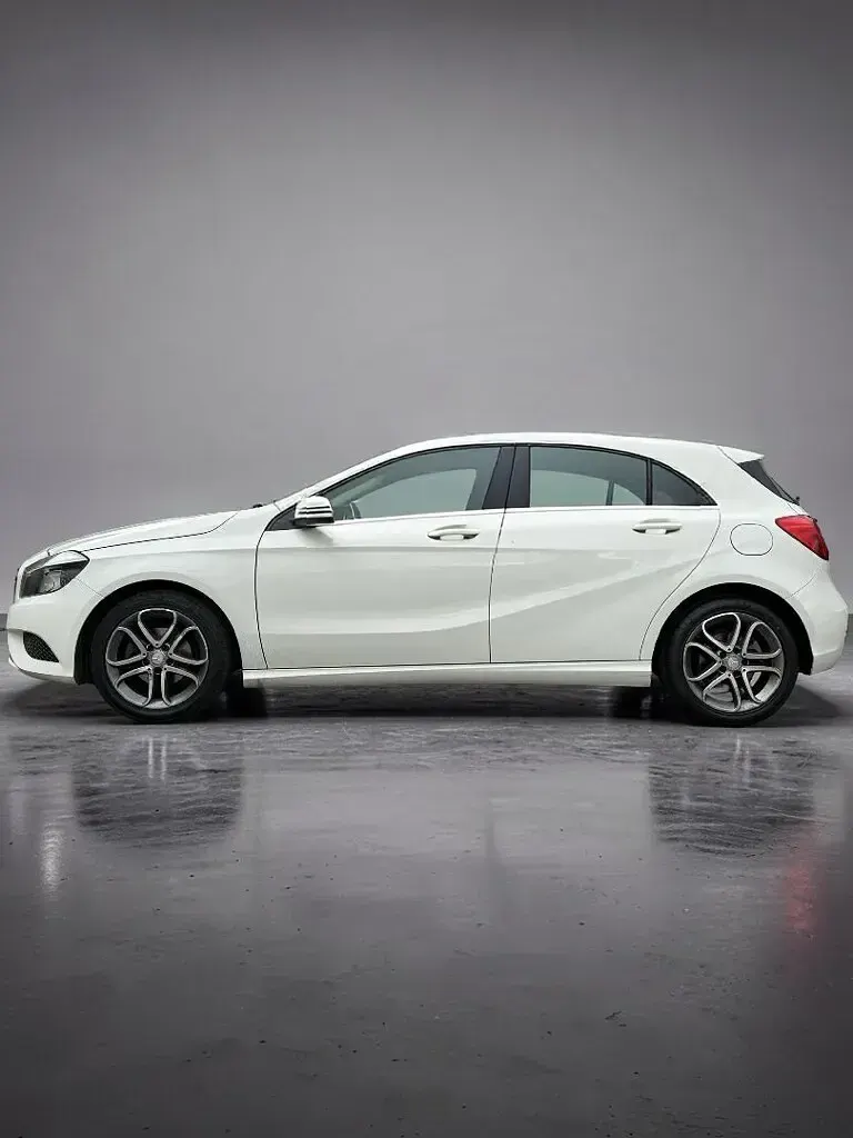 Used Mercedes A180 2014 White Hatchback
