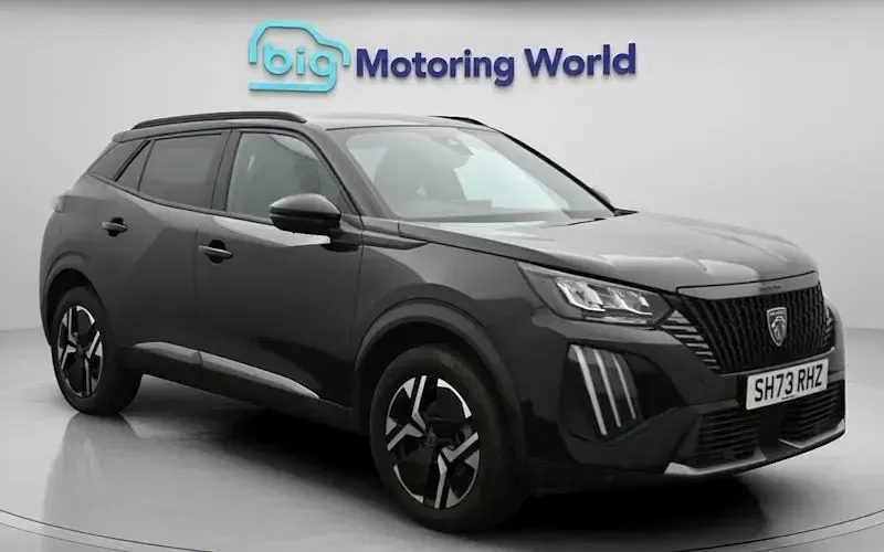 Used Peugeot 2008 Allure 131 HP (96 kW) 2023 SUV