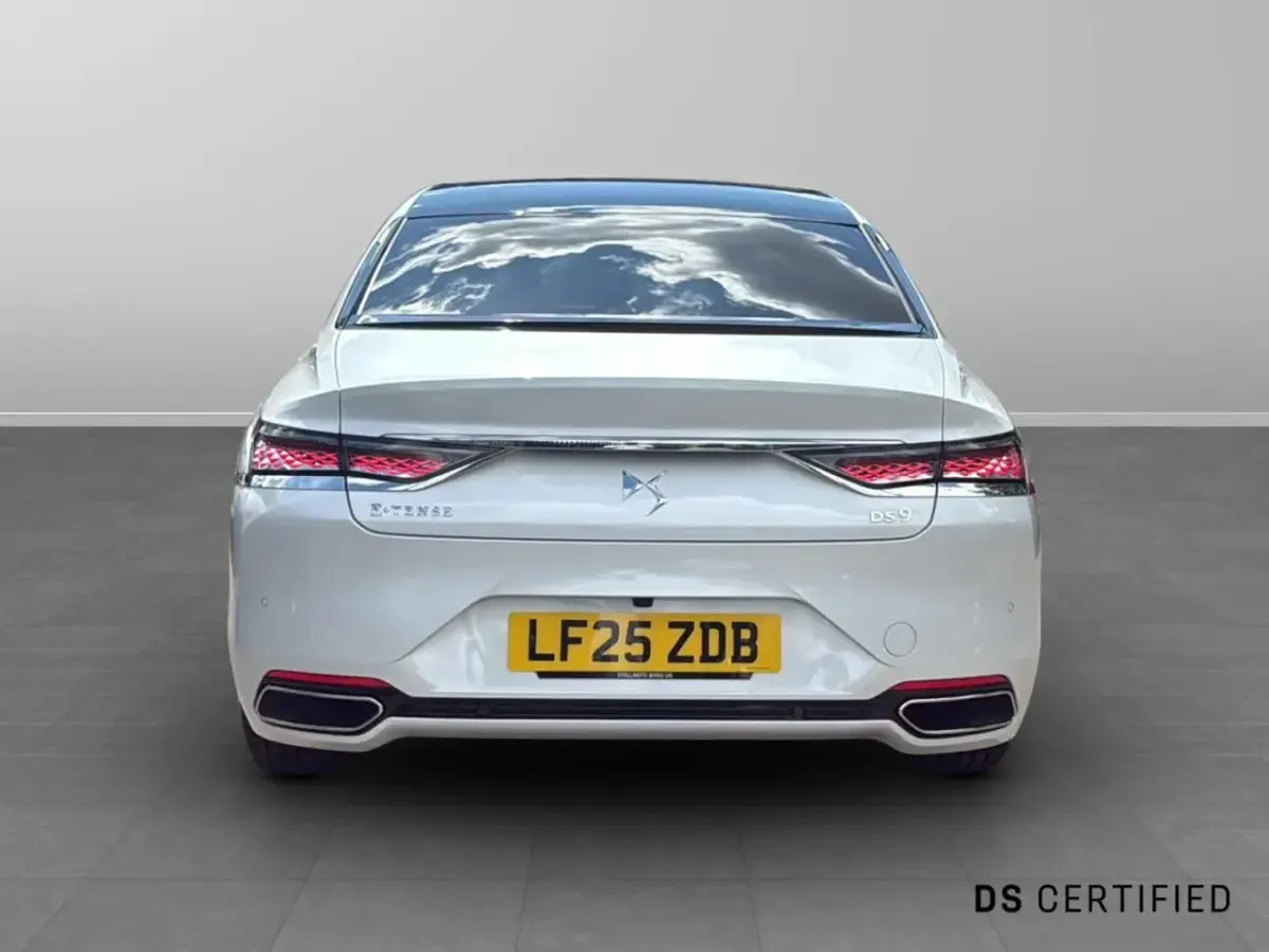 New DS Automobiles DS9 Rivoli Plus 249 HP (183 kW) 2025 White Sedan