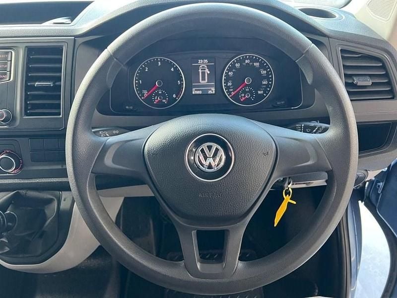 Used VW Shuttle S 2018 Blue MPV