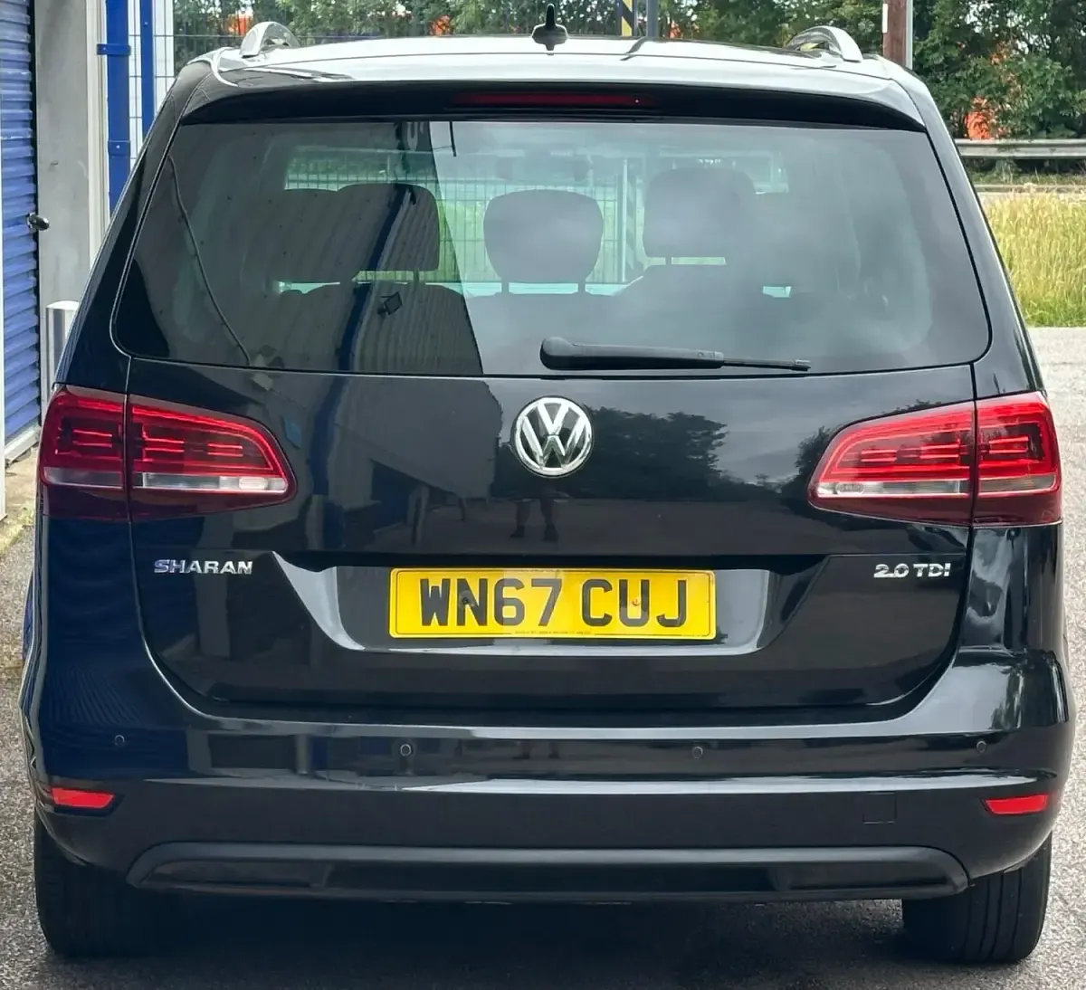 Used VW Sharan SE 177 HP (130 kW) 2017 Black MPV