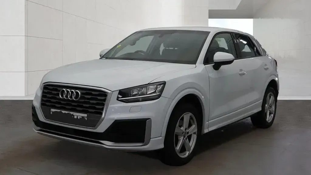Used Audi Q2 Sport 116 HP (85 kW) 2019 White SUV