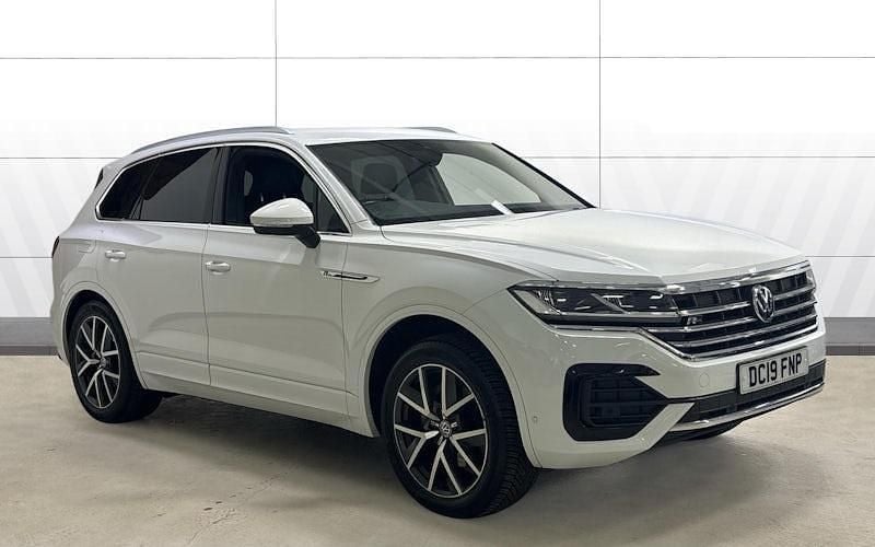 Used 2022 VW Touareg R-line SUV | £30,994 (Super price) - Image 1/4