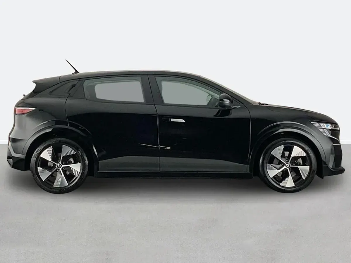 Used Renault Megane E-Tech Equilibre 160 kW (218 HP) 2023 Black Hatchback