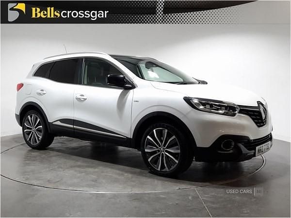 White Used 2017 Renault Kadjar Signature SUV | £10,995 (A bit pricey) - Image 1/4