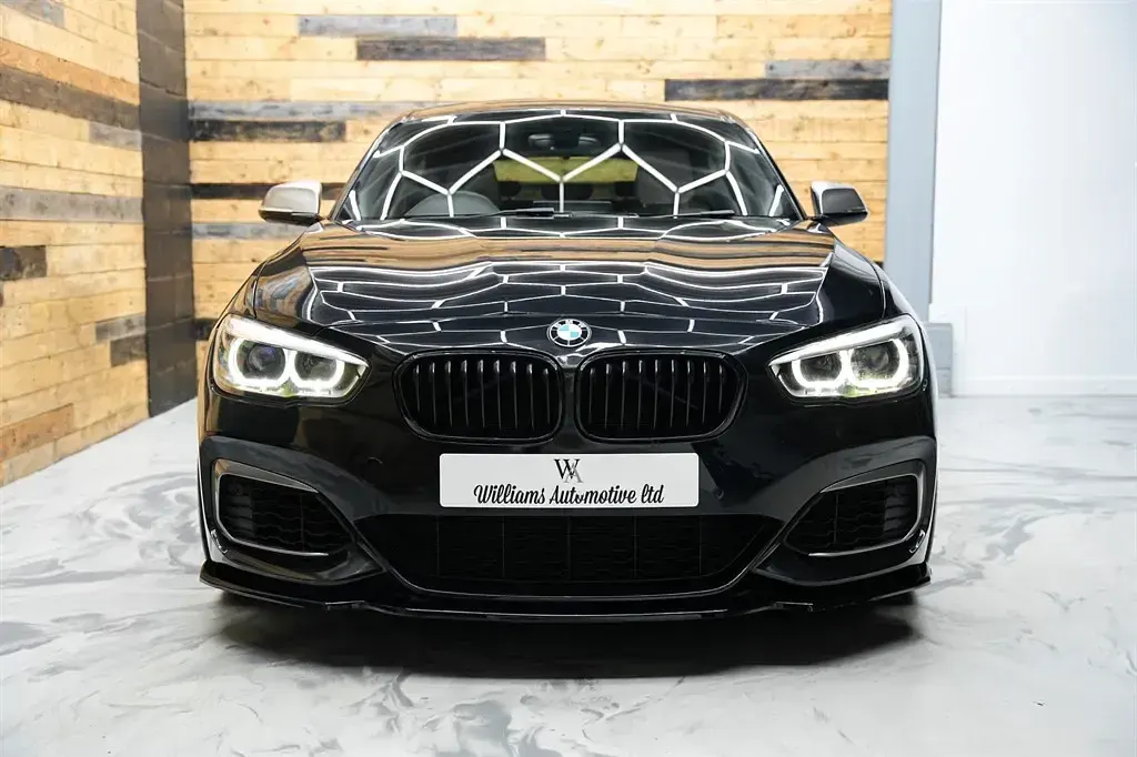 Used BMW M140 M Sport 470 HP (345 kW) 2019 Black Hatchback