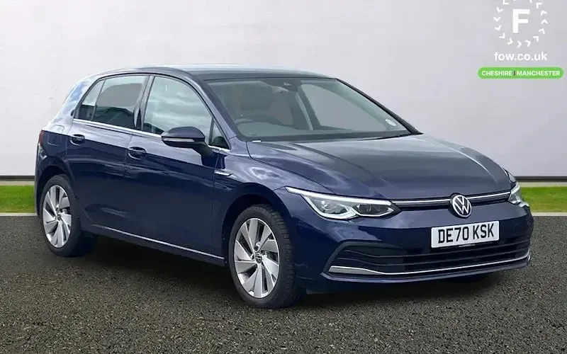 Begagnad VW Golf VIII Style 131 HK (96 kW) 2024 Halvkombi