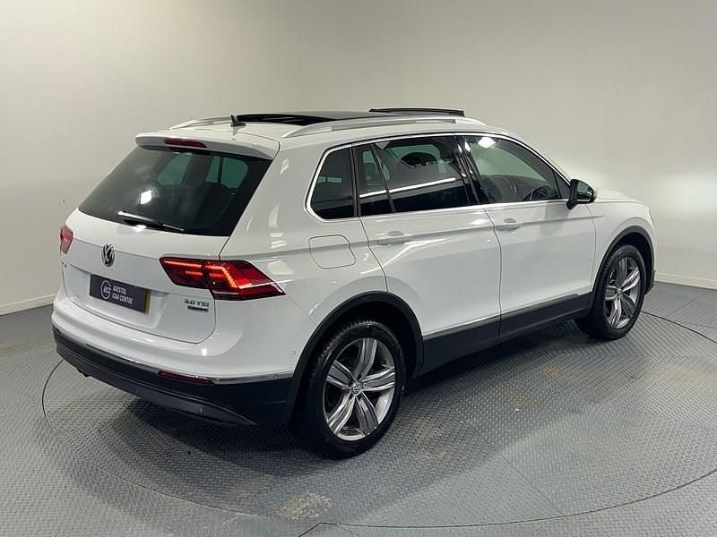 Used VW Tiguan SEL 180 HP (132 kW) 2016 White SUV