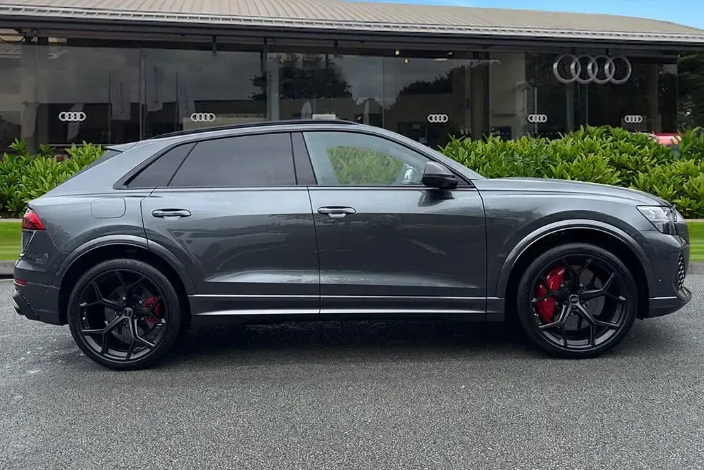 Used Audi RS Q8 Design 640 HP (470 kW) 2026 Grey SUV