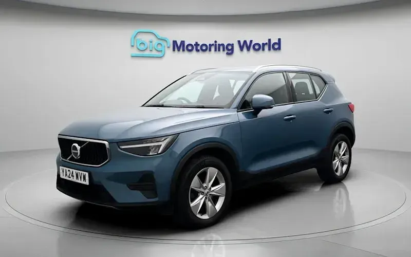 Used Volvo XC40 Core 163 HP (119 kW) 2026 SUV