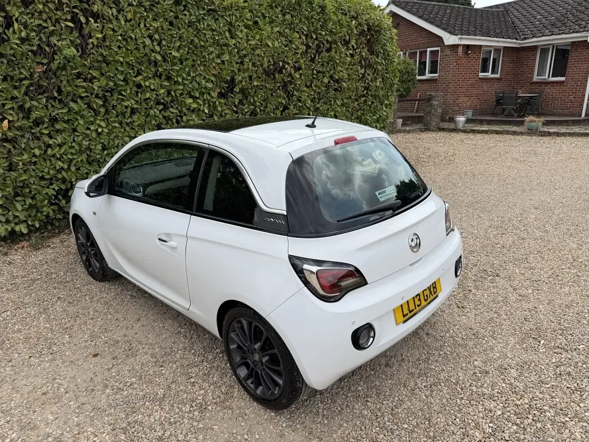 Used Vauxhall Adam Glam 2013 White Hatchback