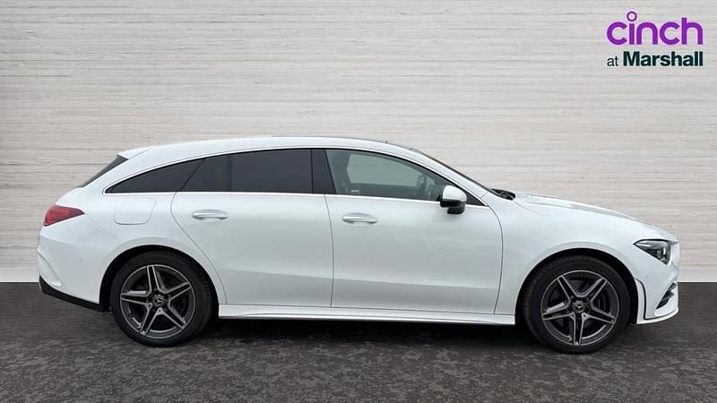Used Mercedes E250 AMG Line Premium Plus 218 HP (160 kW) 2021 White