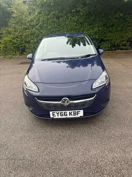 Used Vauxhall Corsa Design Edition 95 HP (69 kW) 2016 Blue Hatchback