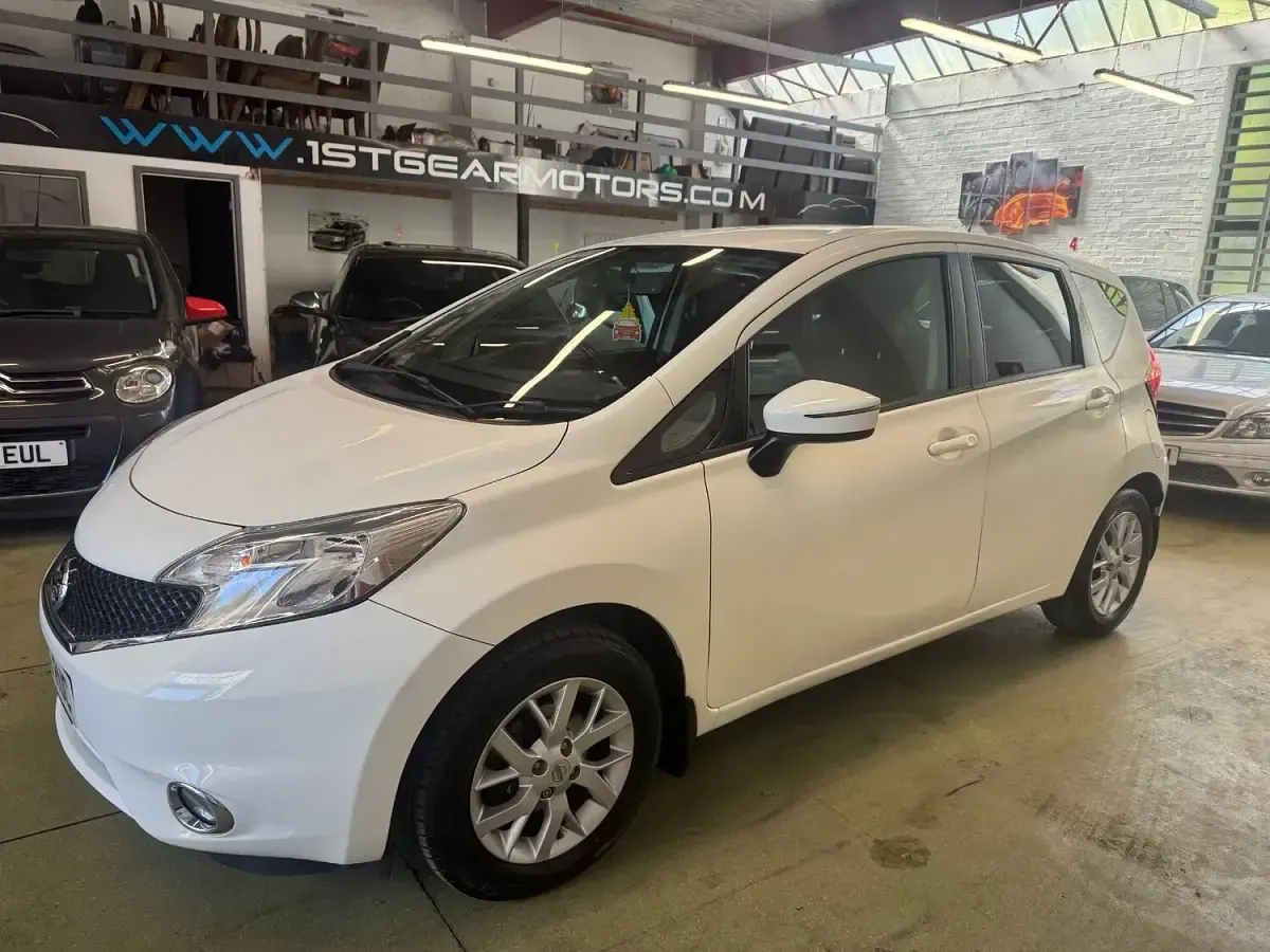 Used Nissan Note Acenta 90 HP (66 kW) 2016 White Hatchback