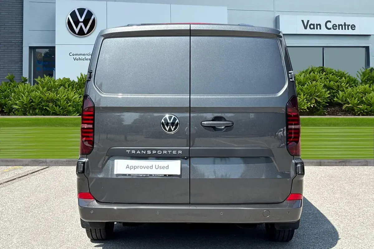 Used VW T7 Pro 150 HP (110 kW) 2025 Grey Van