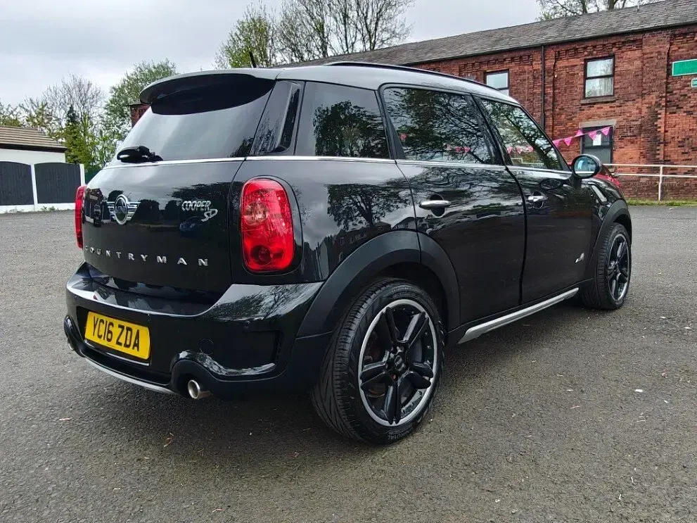 Used Mini Cooper S 2016 Black Hatchback