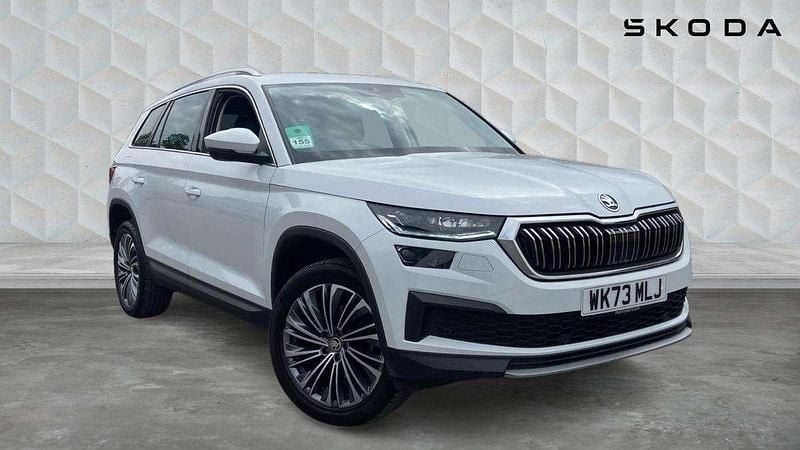 White Used 2023 Skoda Kodiaq SE L Executive SUV | £27,850 (Fair price) - Image 1/4