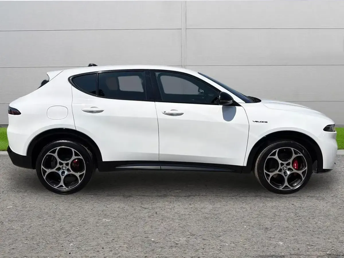 Used Alfa Romeo Tonale Veloce 158 HP (116 kW) 2024 White SUV