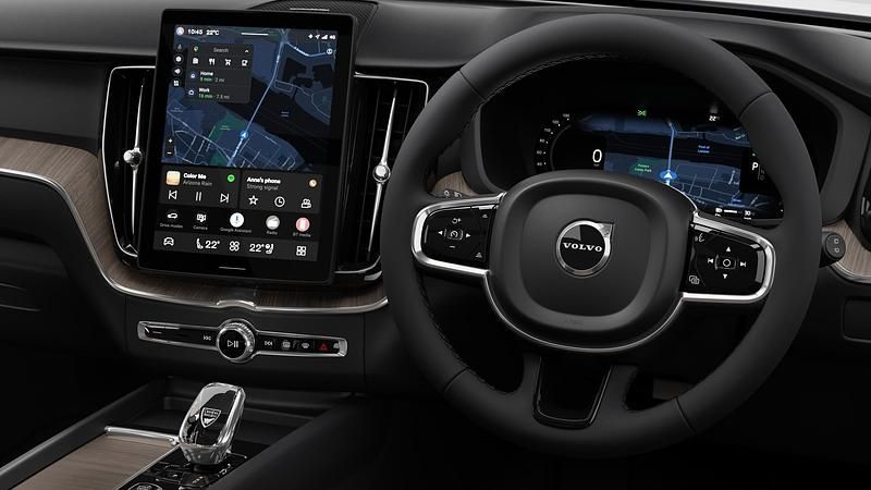 New Volvo XC60 Plus 2026 Ice white SUV