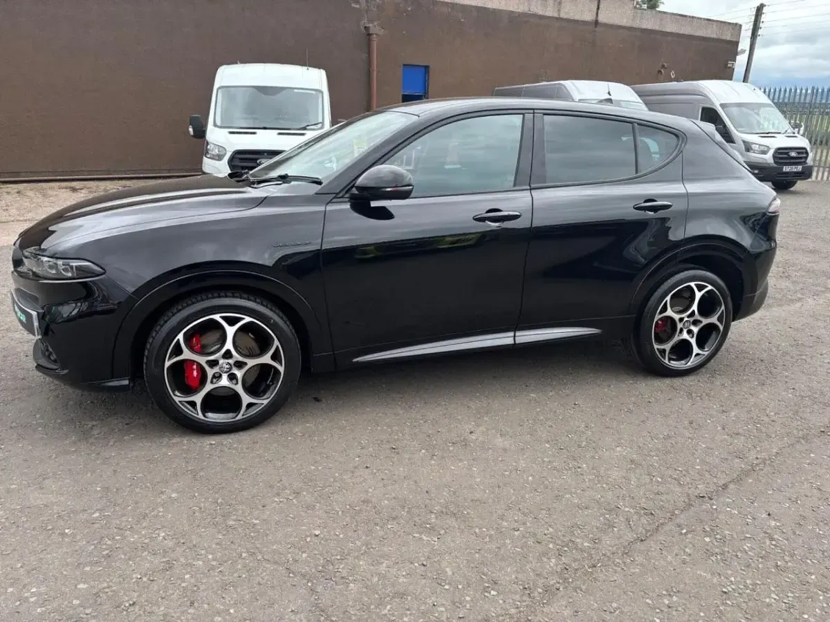 Used Alfa Romeo Tonale Veloce 158 HP (116 kW) 2025 Black SUV
