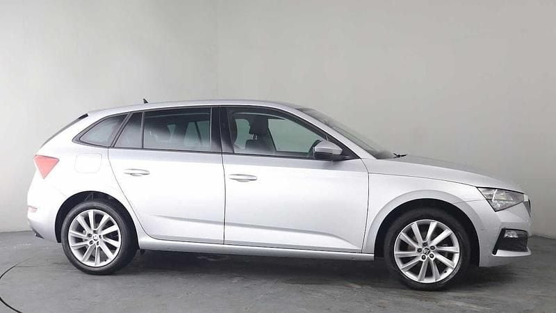 Used Skoda 110 R SE L 81 HP (59 kW) 2022 Brilliant silver metallic Estate
