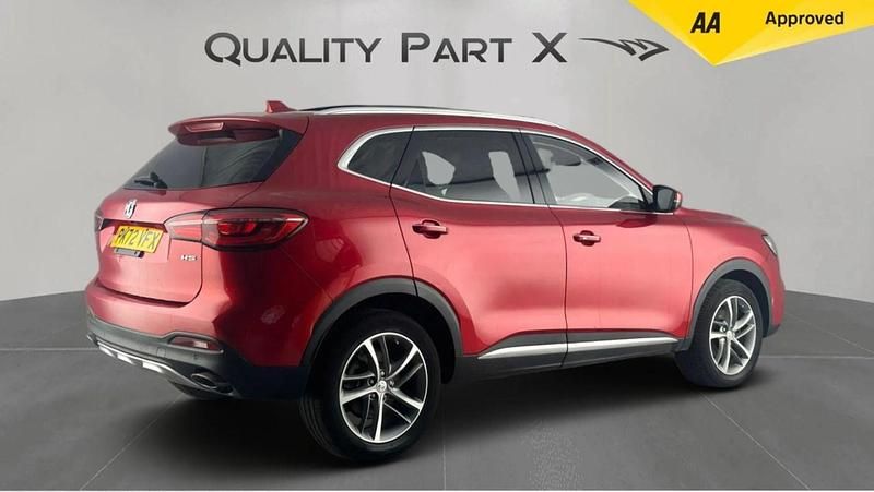 Used MG HS Exclusive 162 HP (119 kW) 2022 Red SUV